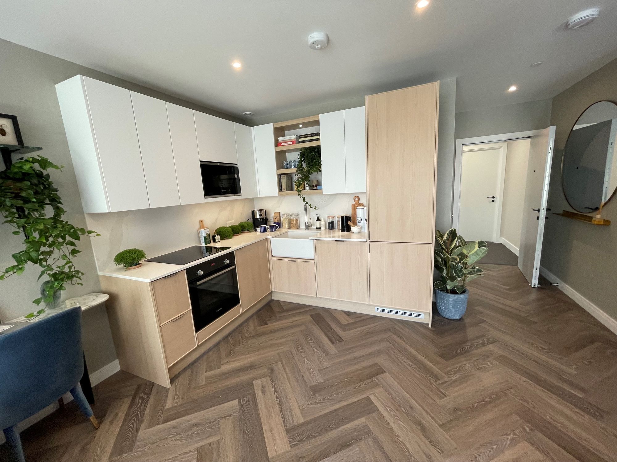 Impervia® Herringbone Cobble Grey Oak 10