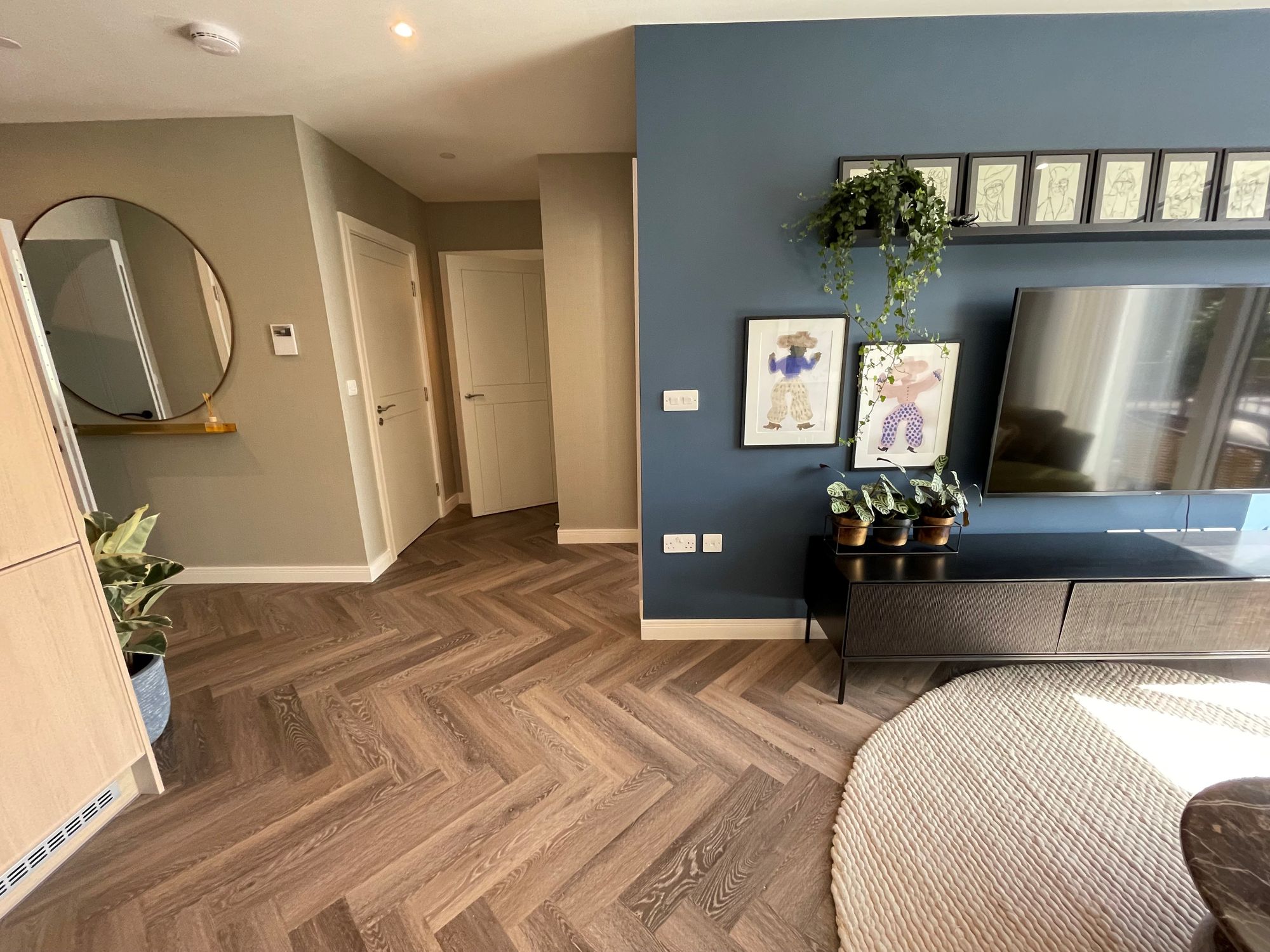 Impervia® Herringbone Cobble Grey Oak 9