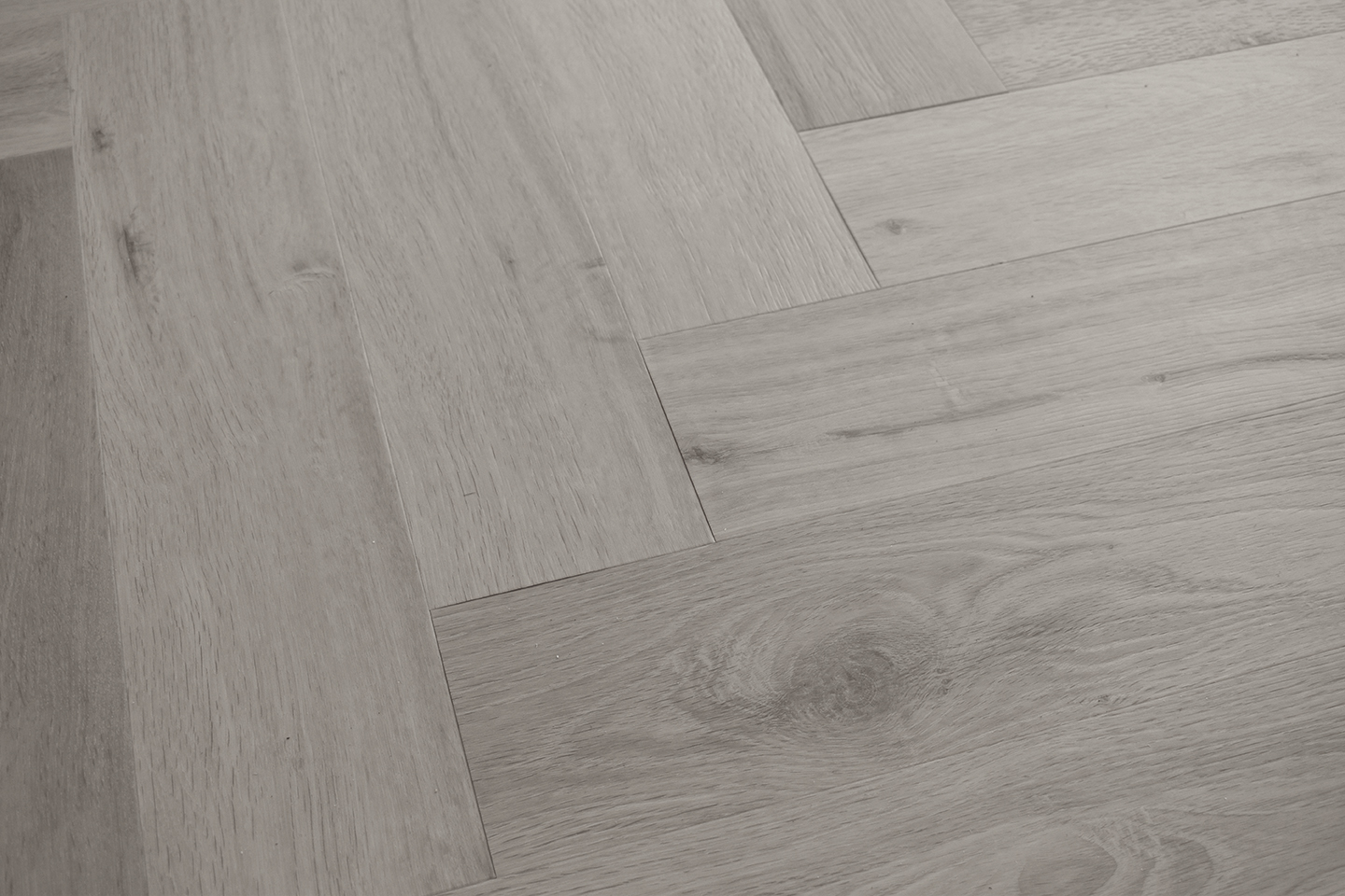 Impervia® Herringbone White Washed Oak 1